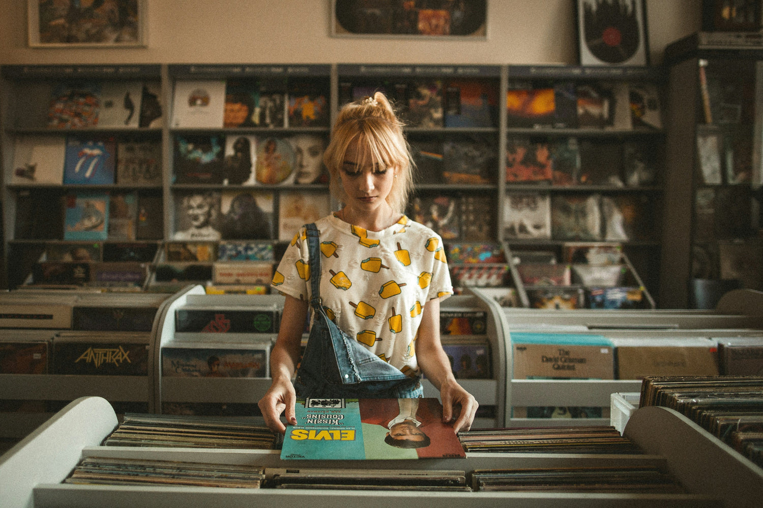 Where Can I Buy Vinyl? The Best Places to Find New and  Vintage Records