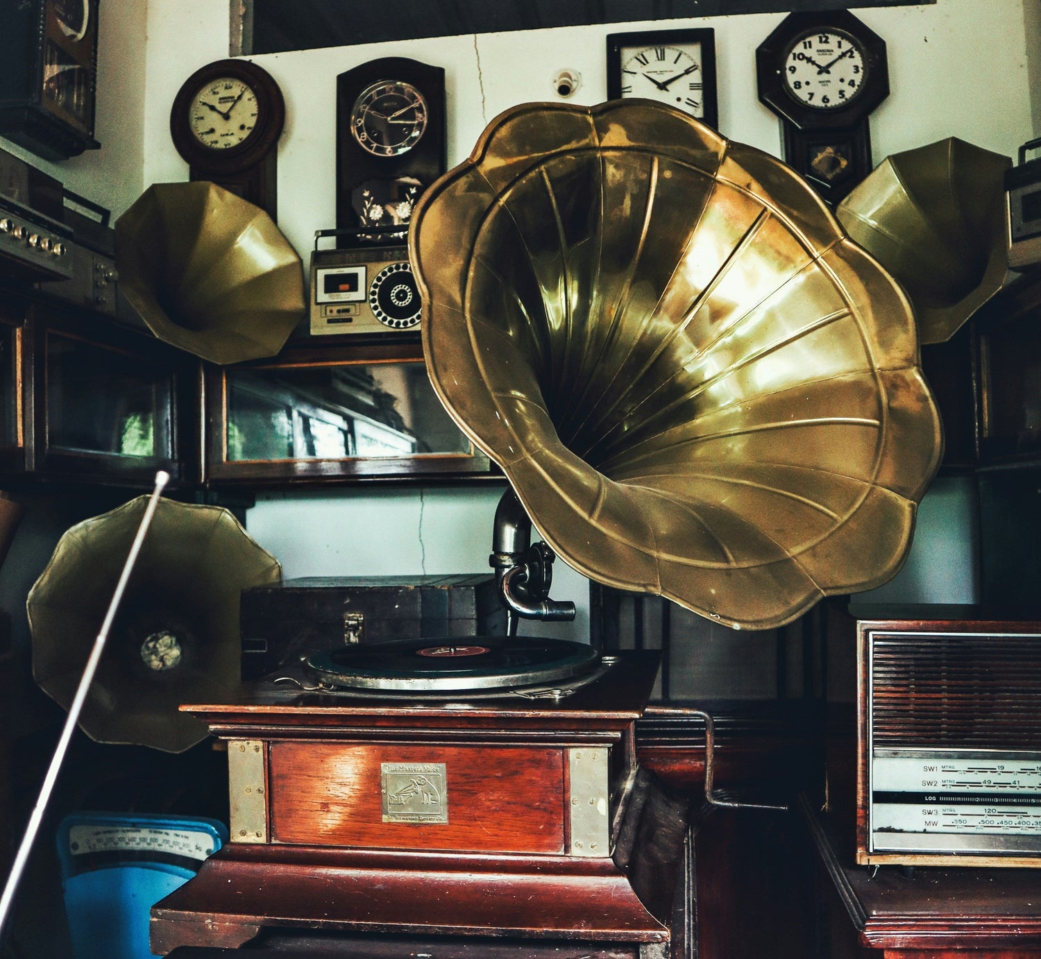 Gramophone and horn 