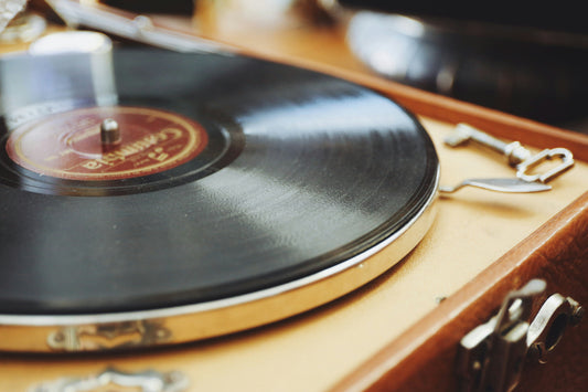 suitcase vinyl player close up